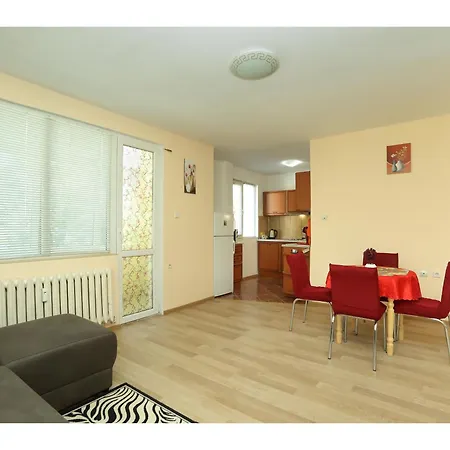 Clover- 2 Lägenhet *