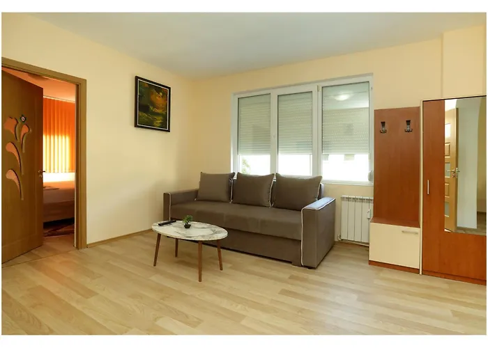 Lejlighed Clover- 2 *